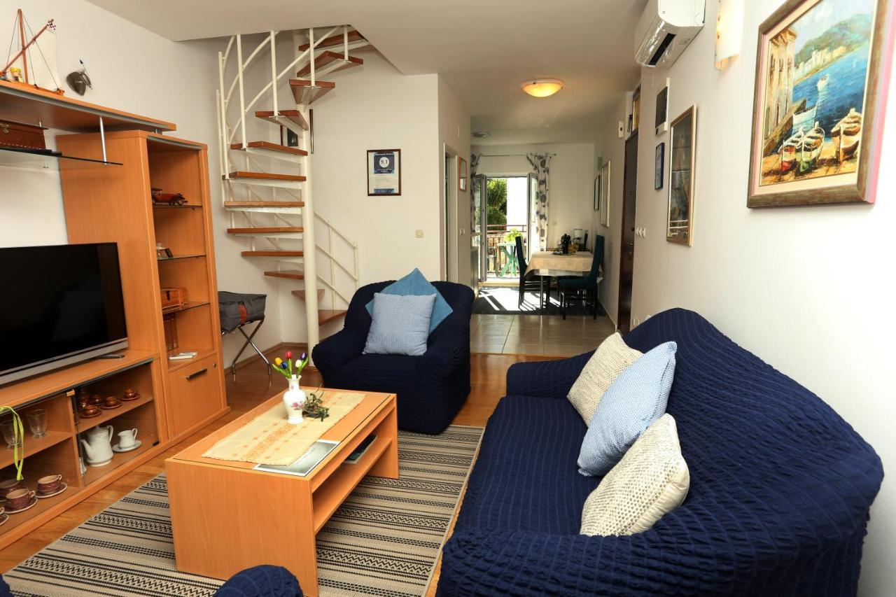 Apartments Sikirica Trogir Exteriör bild