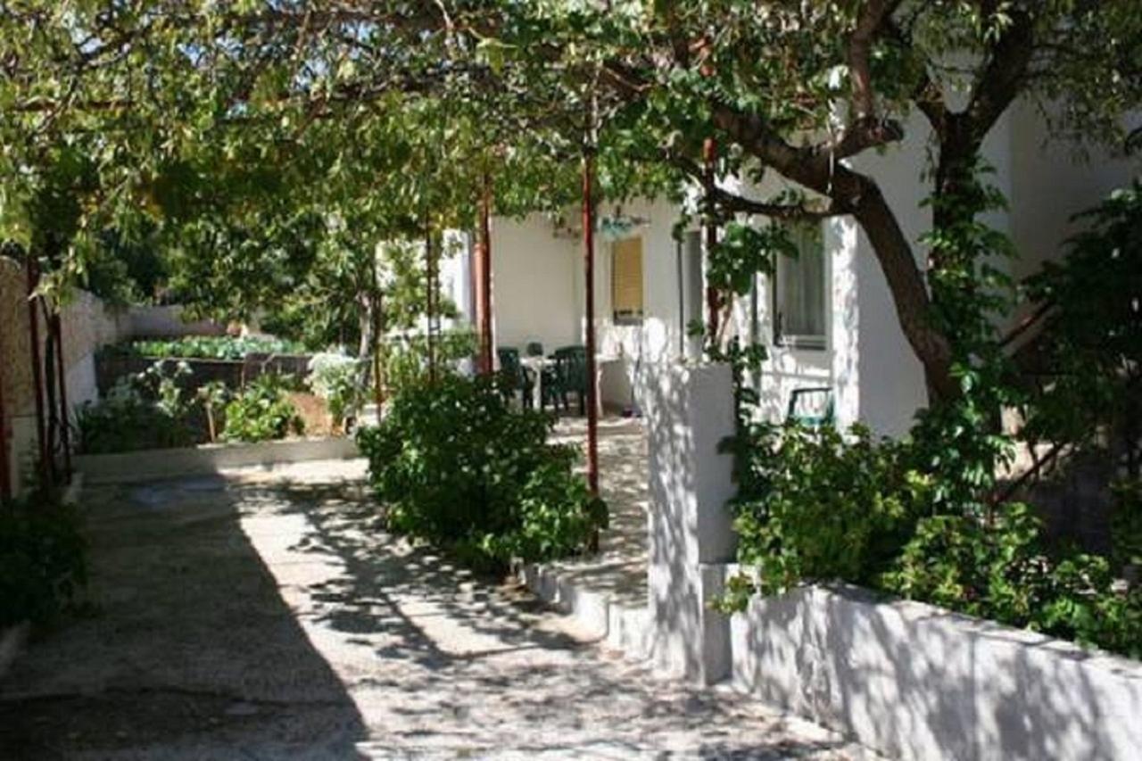 Apartments Sikirica Trogir Exteriör bild
